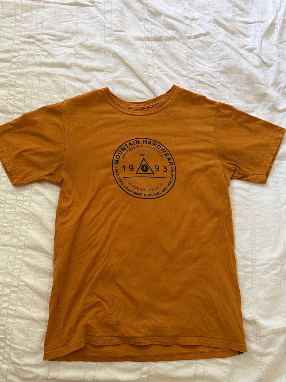 Mountain Hardwear- Small Short Sleeve Logo Tee - Mustard